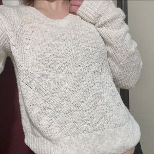 Off-White Scoop-Neck Knit Pullover